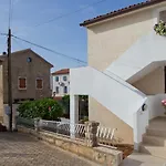 Evan Seaview * Funtana