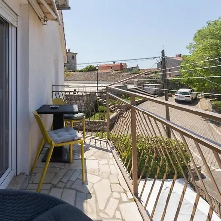 Evan Seaview فونتانا