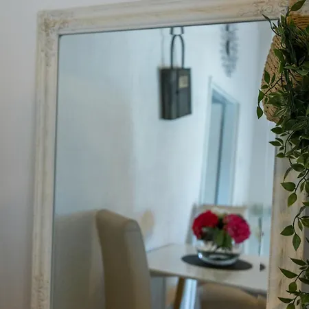 Апартаменты Evan Seaview *