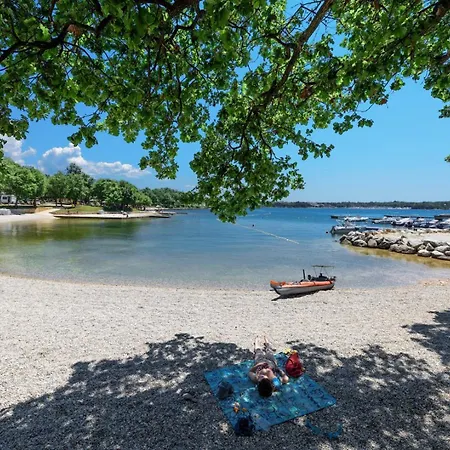 Evan Seaview Funtana