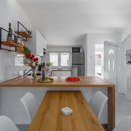 Evan Seaview * フンタナ