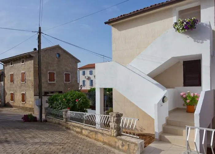 Evan Seaview * פונטנה