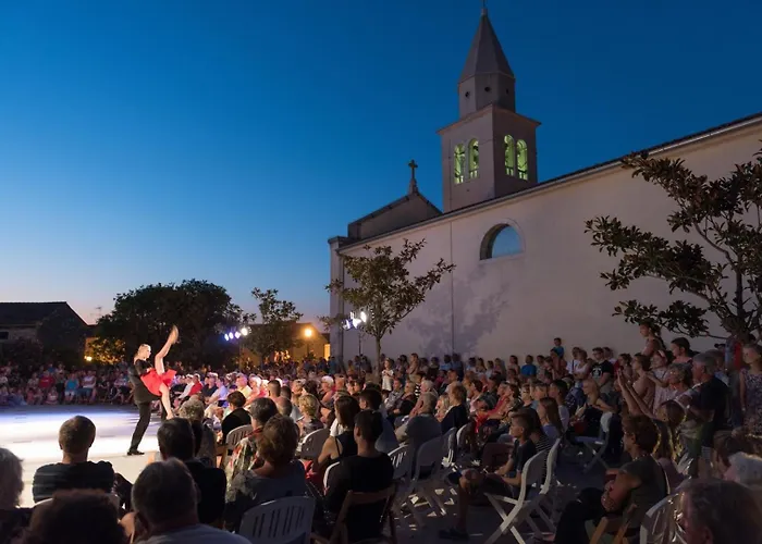 Evan Seaview Funtana